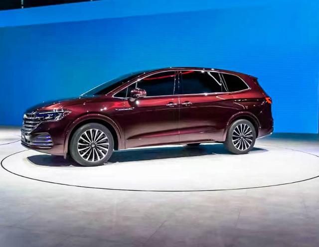 大众全新mpv首次亮相,取名"巍昂",论尺寸gl8你慌不慌?