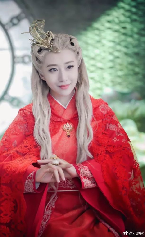 她现在长这样了! - 萧十一郎剧照 - 实验室设备网