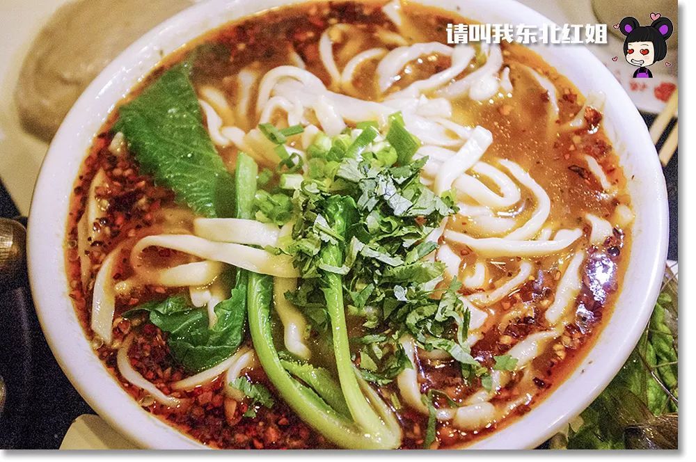 丹东的"老式炭火铜锅"还有谁家可吃?竟然被一碗小面圈粉