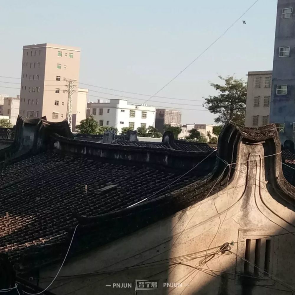 一位网友提供的一组军埠镇石桥头村的照片,不同时间的各个样子的石桥