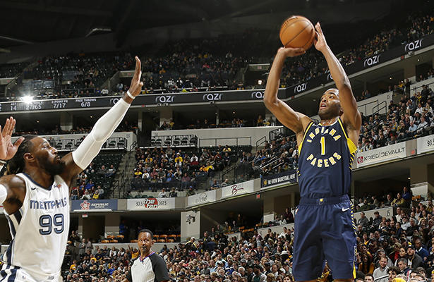 沃伦26分步行者轻取灰熊 兰姆19分杰克逊空砍28 5