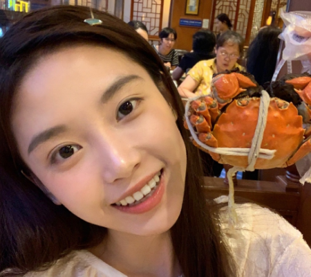 半藏森林为何笑起来从不露牙?看到她牙齿那一刻,刘阳的审美真独特