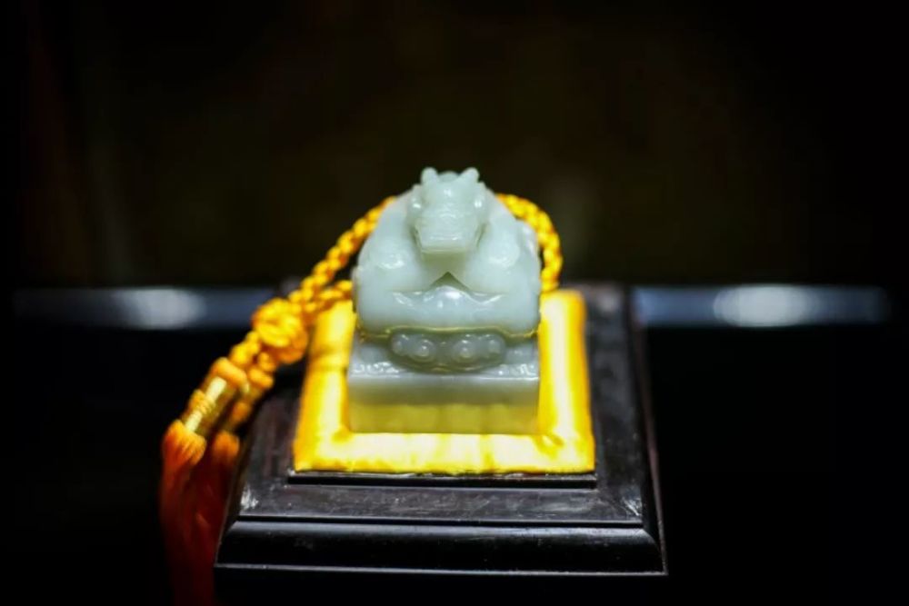 一生艺术成就巅峰总结张铁成发行类玉玺封山大作千秋徽宝限量珍藏