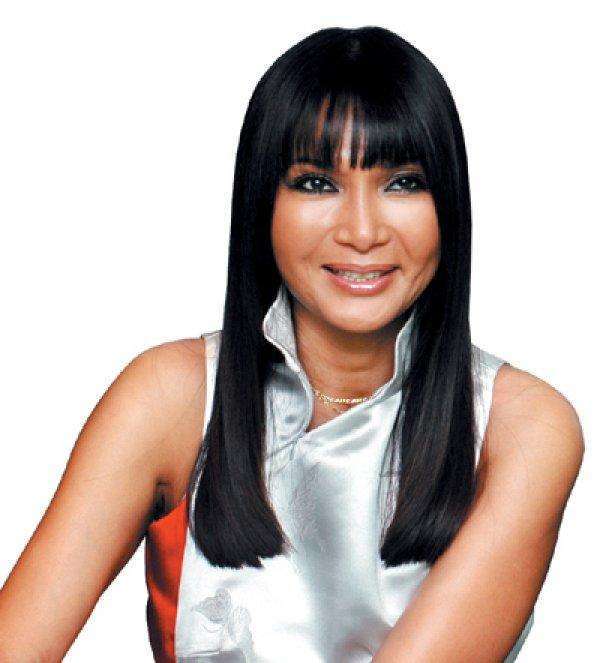 张咪癌症晚期一生坎坷不断也精彩过曾是第一个被封杀的艺人