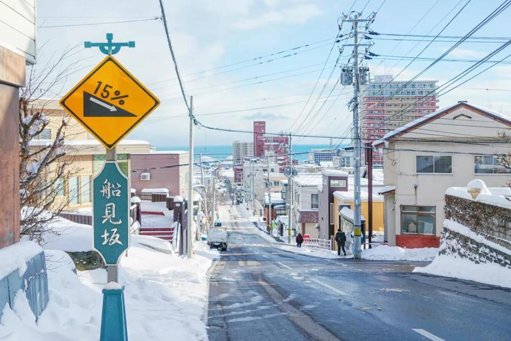 日本人冬天太会玩了 雪祭的花火 浪漫雪灯 暖汤落雪 腾讯新闻