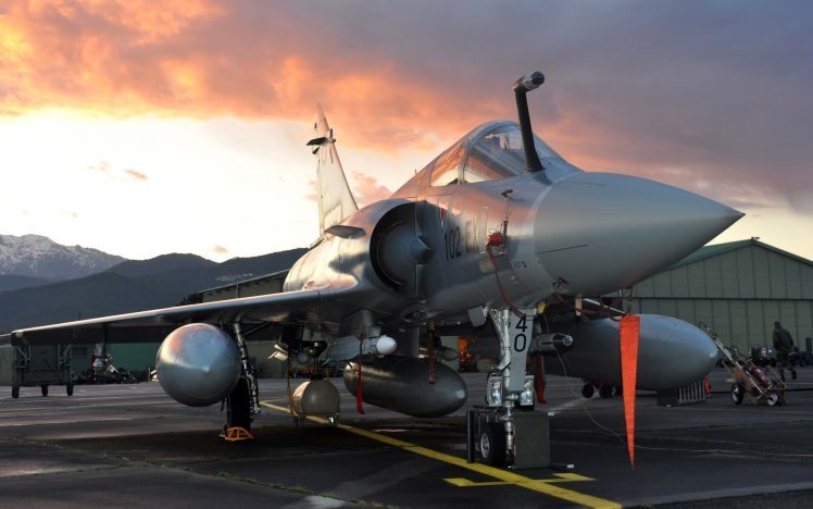 达索奇缘—让中国空军又爱又恨的幻影2000战机