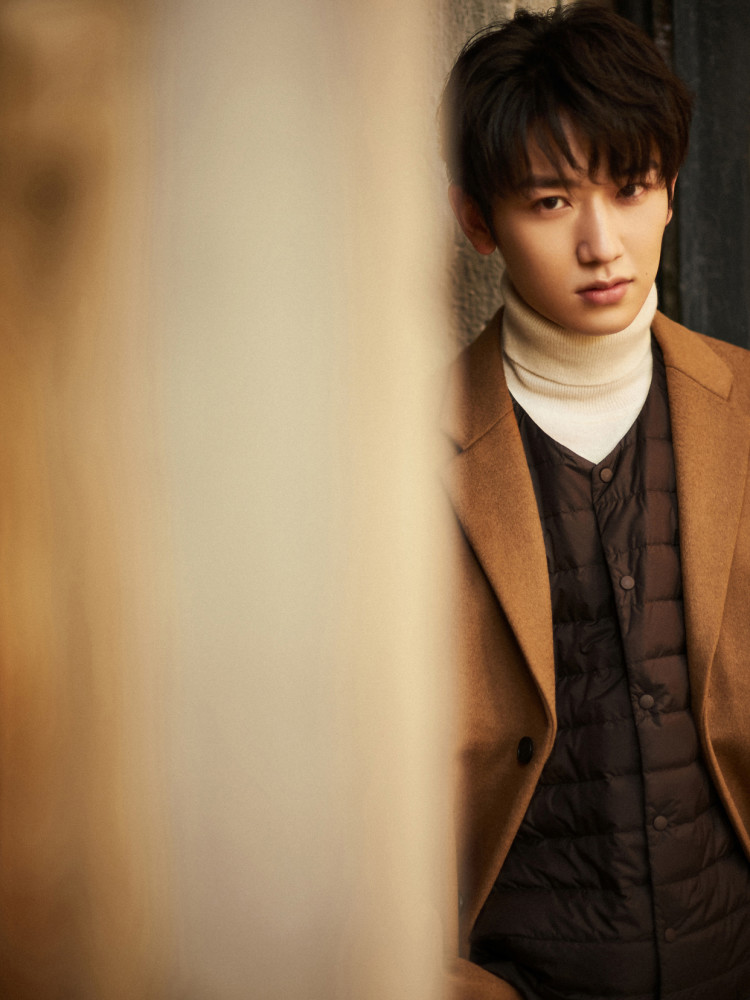 180cm郭丞和183cm肖战,双双挑战驼色大衣