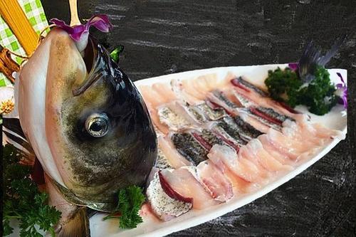 你吃过这种只长鱼头不长身的鱼吗?