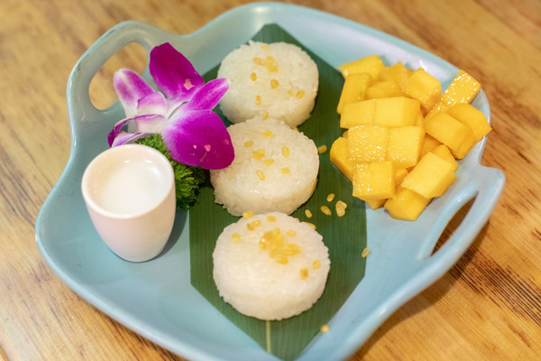 芒果椰漿糯米飯讓人回味無窮,第一次因為米飯而愛上一家餐廳,擺盤出乎