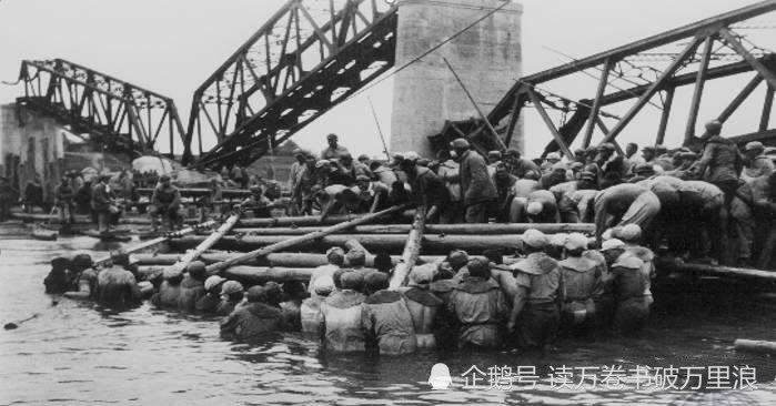 日寇投降时，东北铁路近千处桥梁隧道被毁，铁道兵部队迅速抢修_腾讯新闻