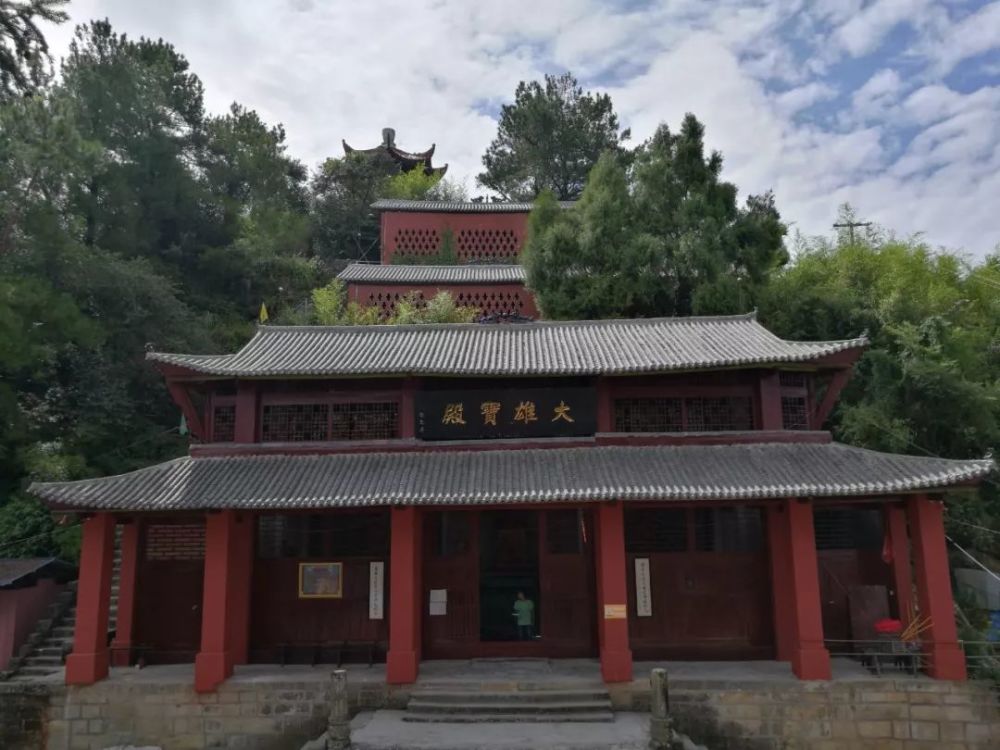 宝鼎山上宝鼎寺宝鼎寺旁八角亭垫江的这处古迹你打卡了吗