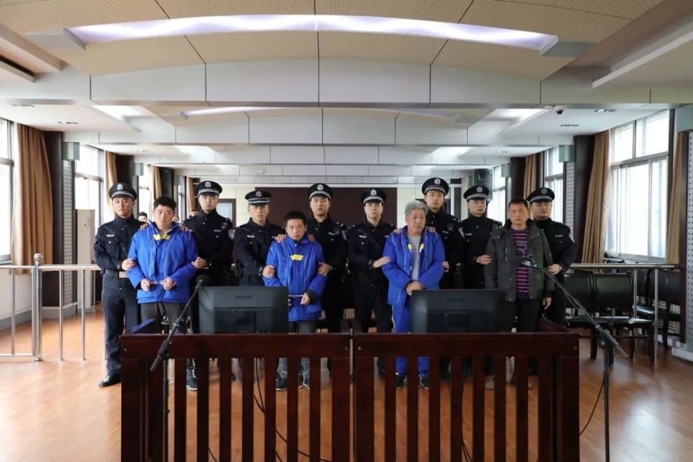 25年6年5年莱芜4大恶势力团伙被集中宣判
