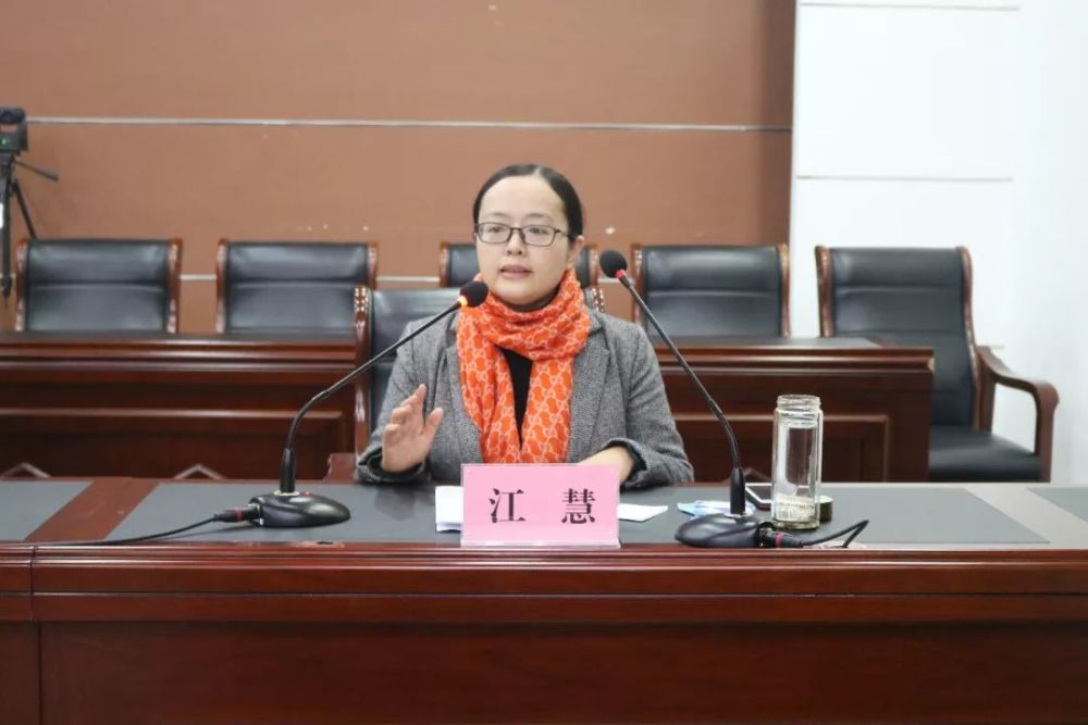 讲礼仪,正形象,促履职,谯城干部"知政讲堂"火热开讲