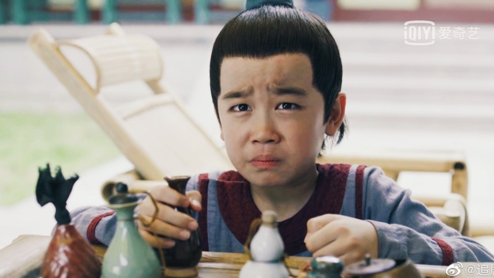 《庆余年》开播,最圈粉不是张若昀肖战,而是被徐峥称赞的小演员