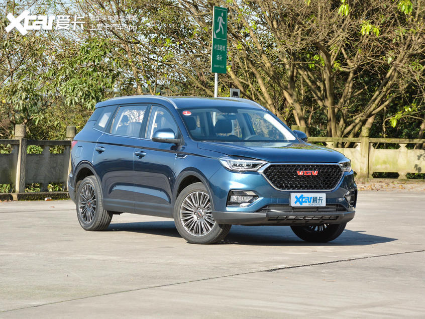 中型suv潍柴u70正式上市 售6.99万元起