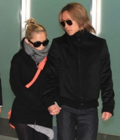 滨崎步前男友自曝情史,曾因婚内出轨被封杀,穷困潦倒吃草度日