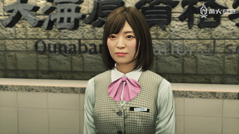 里里佳负责进行转职的公共职业安定所的接待窗口的女性职员,会向春日