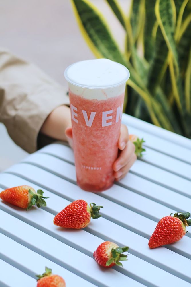 作为sevenbus新品草莓优酪,优"鲜"品尝,为了保证口感,只卖一个冬天
