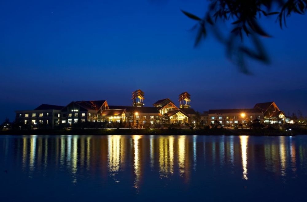 冬季能引起游玩兴趣的是肯定是温泉!