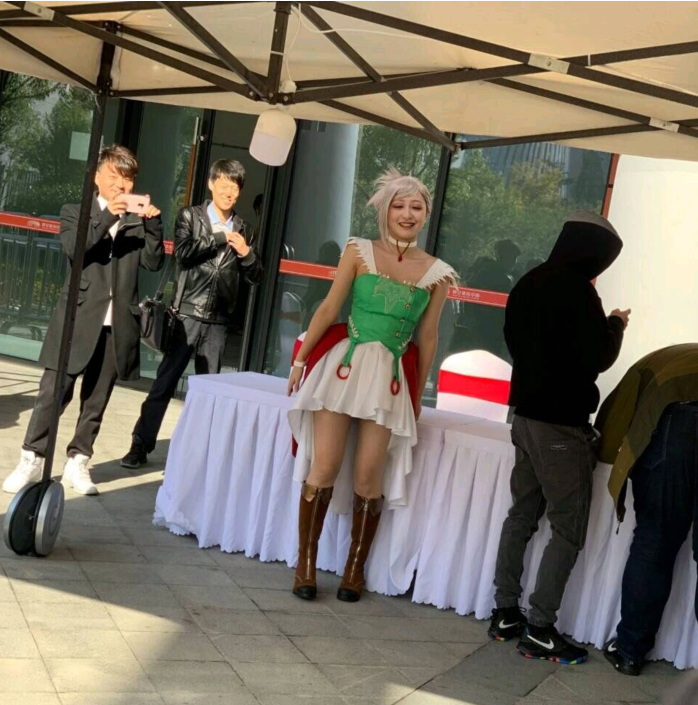 是不是运营b站dnf官方账号那个赛丽亚?