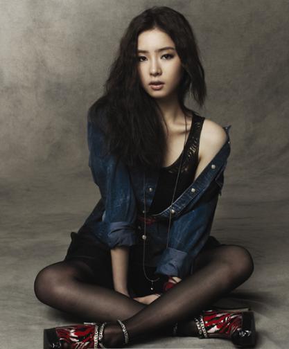 雪莉节目组捐赠10万包卫生巾,价值3百万,这是雪莉生前的愿望