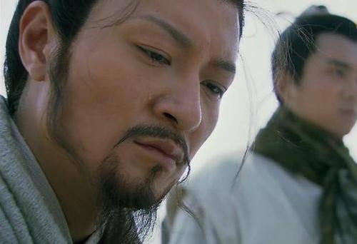 水浒传吴用花荣为何要在宋江坟前自缢他们的死因各不相同