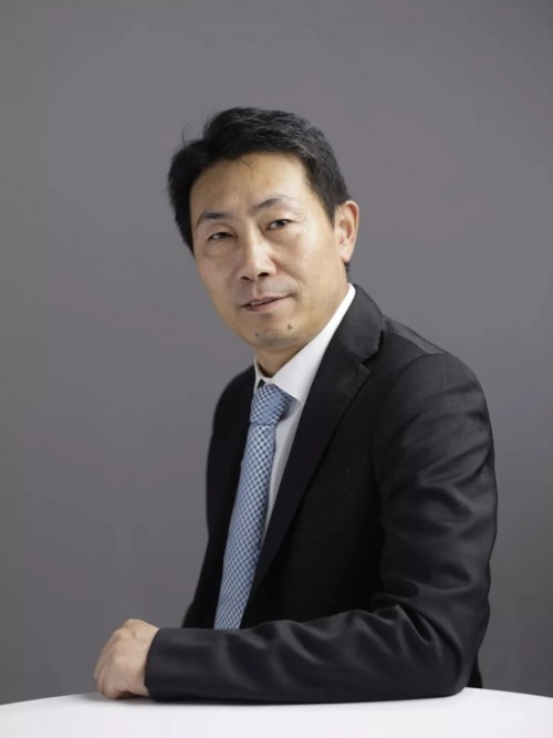 之江先锋潘伟华勇于创新突破难点执着光明的坚守