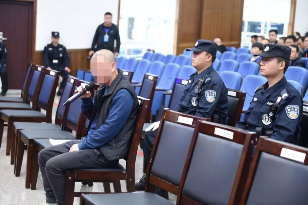 公开曝光!曲靖这28人涉黑团伙 "栽了"!大快人心!