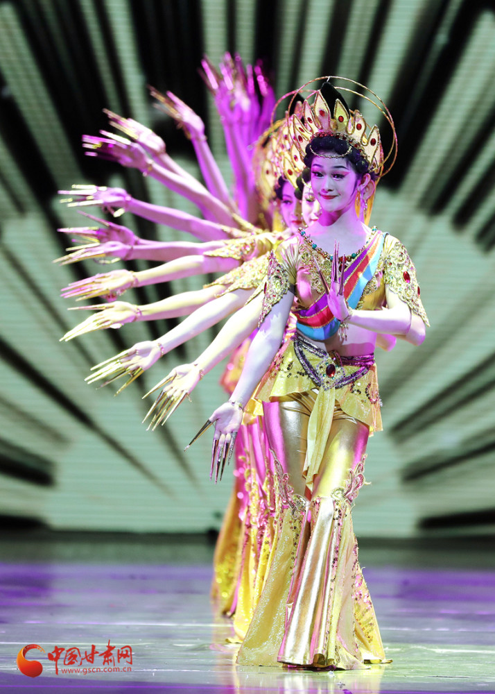 精雕细琢敦煌舞:举手投足见神韵