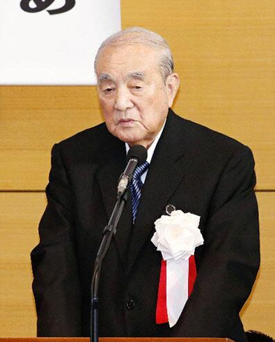 日本前首相中曾根康弘去世,享年101岁