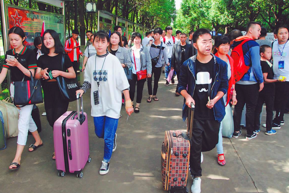 大学生新生入学时应该选上铺还是下铺选错4年都不舒服