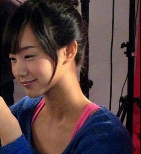 当红小花李一桐被曝整容改年龄旧照曝光差别大于正曾多次力捧