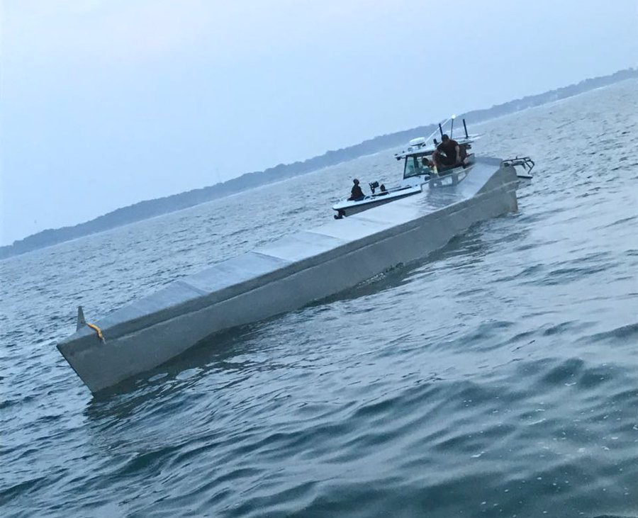 南美毒枭太猛了,突破美军拦截:潜艇跨越大西洋向欧洲运毒