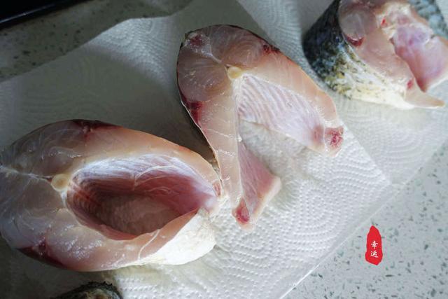 千炖豆腐万炖鱼之家常炖草鱼，出锅啦，营养还美味！_腾讯新闻