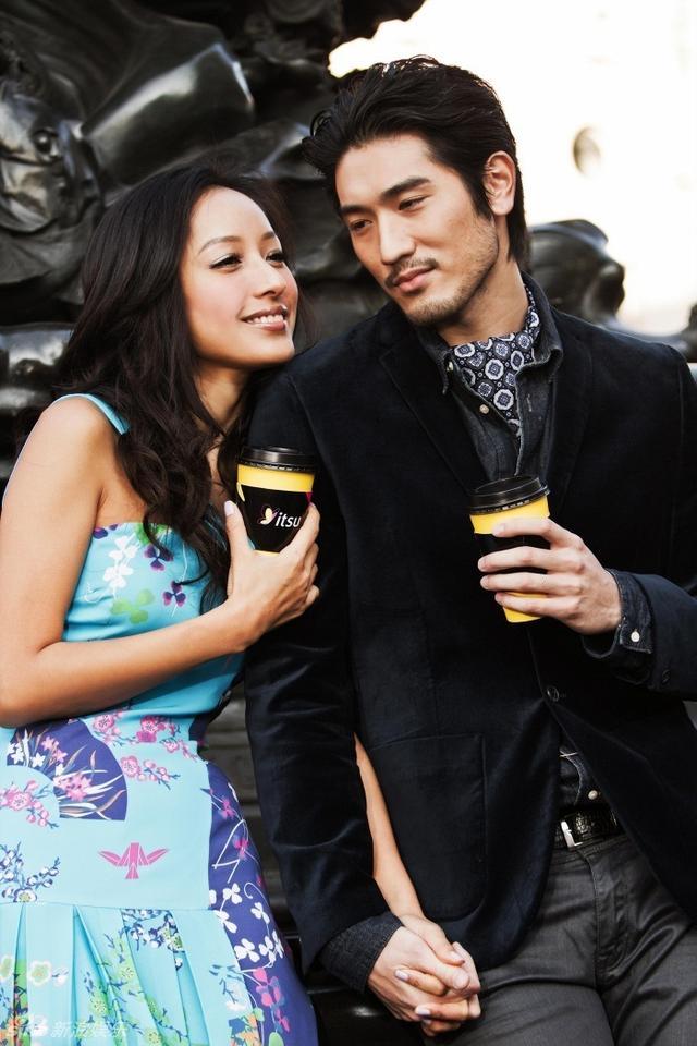 高以翔一鸣惊人,同年参演了张天霖领衔的电视剧《恋爱女王,2012年