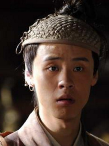 有人说何必平像《延禧攻略》中的明玉,开始不信,看到撞脸照瞬间打脸