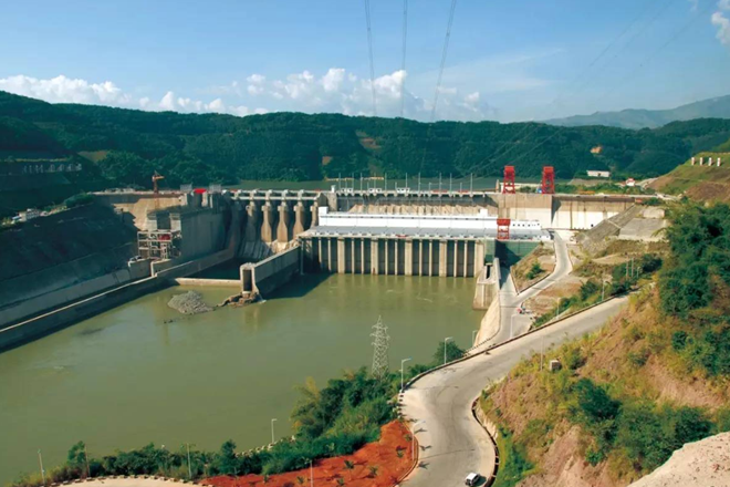 世界最大水电站即将修建完成,规模或超三峡大坝,发电量高达3000亿度