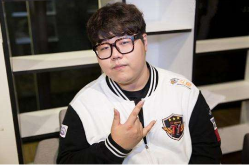 wolf退役曾与李哥bang一起豪言我们是世界第一强队