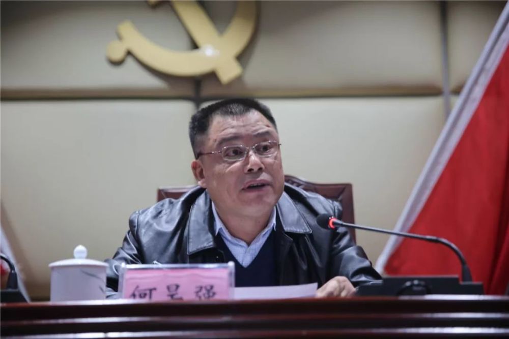 何昊强表示,着力解决农民工工资支付和建筑工人实名制管理两方面的