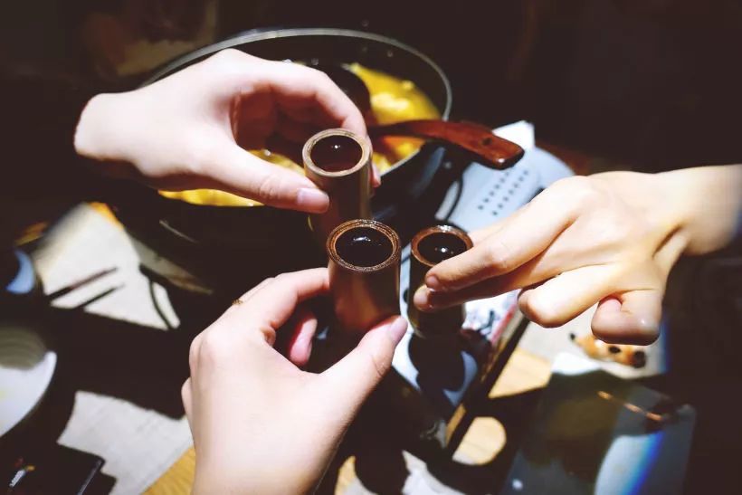 喝酒撸串煲鸡汤,这儿有间神仙小酒馆