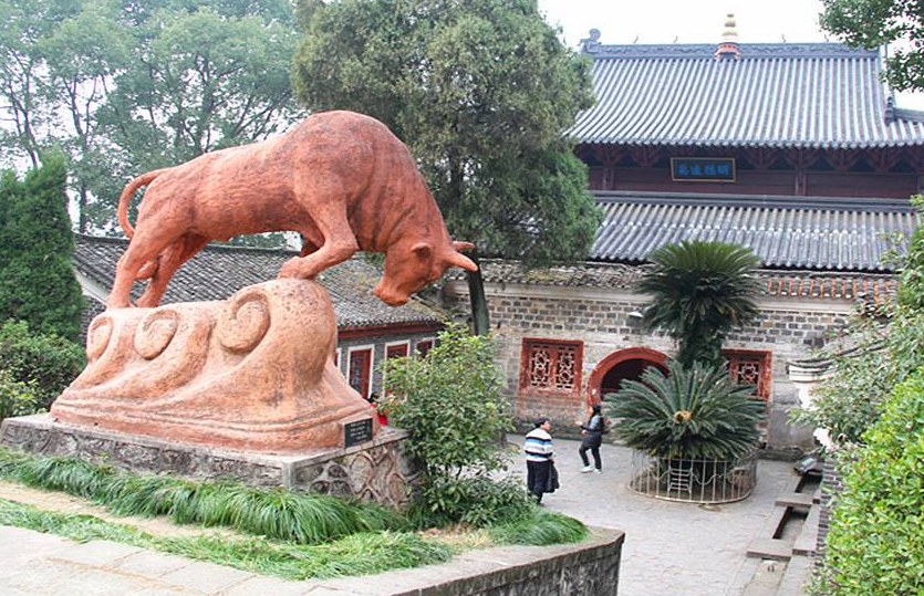 三峡年代最久远古建筑 原名黄牛寺 因欧阳修不信黄牛拱岩而改名 腾讯新闻