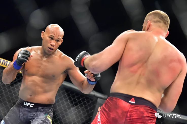 "鳄鱼"索萨:下一战可能会回到中量级比赛