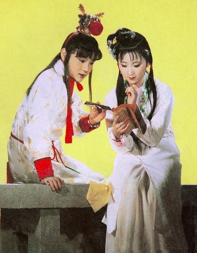 王熙凤惩罚贾宝玉如何放水这三点大有玄机