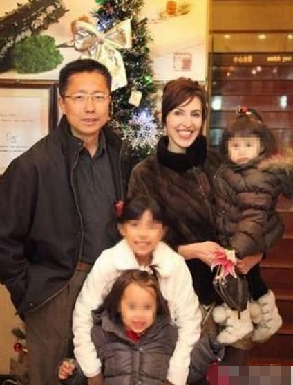 李陽否認(rèn)復(fù)婚_復(fù)婚證上會(huì)寫復(fù)婚嗎_李陽老婆偶遇李陽