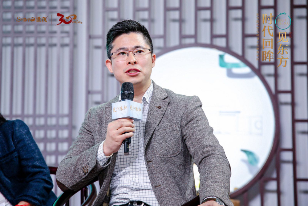 沪世茂东道主世茂集团副总裁,苏沪地区公司董事长兼总裁蒋立丰先生外