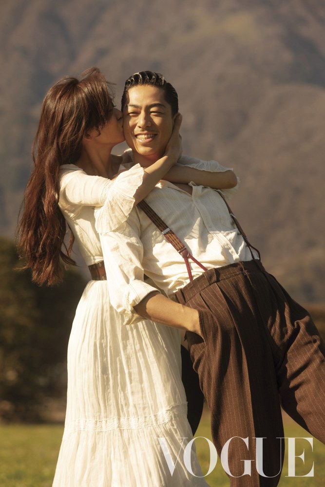 林志玲|46岁林志玲谈婚后生活，自曝为生子拼尽全力，枕头下放婴儿尿布