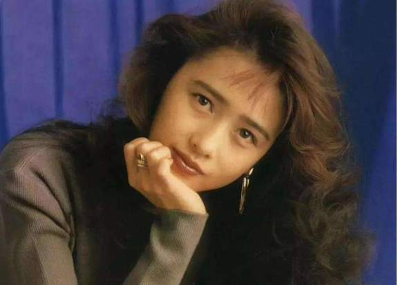 有种 毁容 叫做工藤静香老去 近照容颜大变 木村拓哉却不离不弃 饭岛直子 工藤静香 木村拓哉