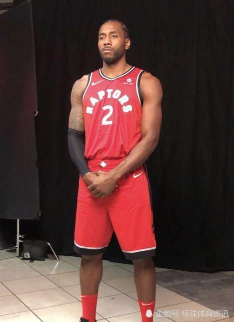 有种终极进化叫做伦纳德对比8赛季变化难怪比肩詹皇