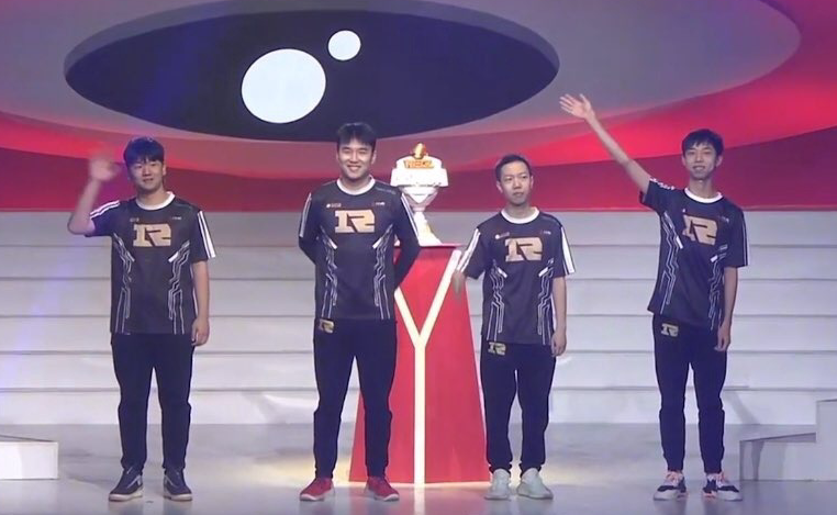 微博杯 Rng总积分168位列第一xdd功不可没 4am恐无缘决赛 腾讯新闻