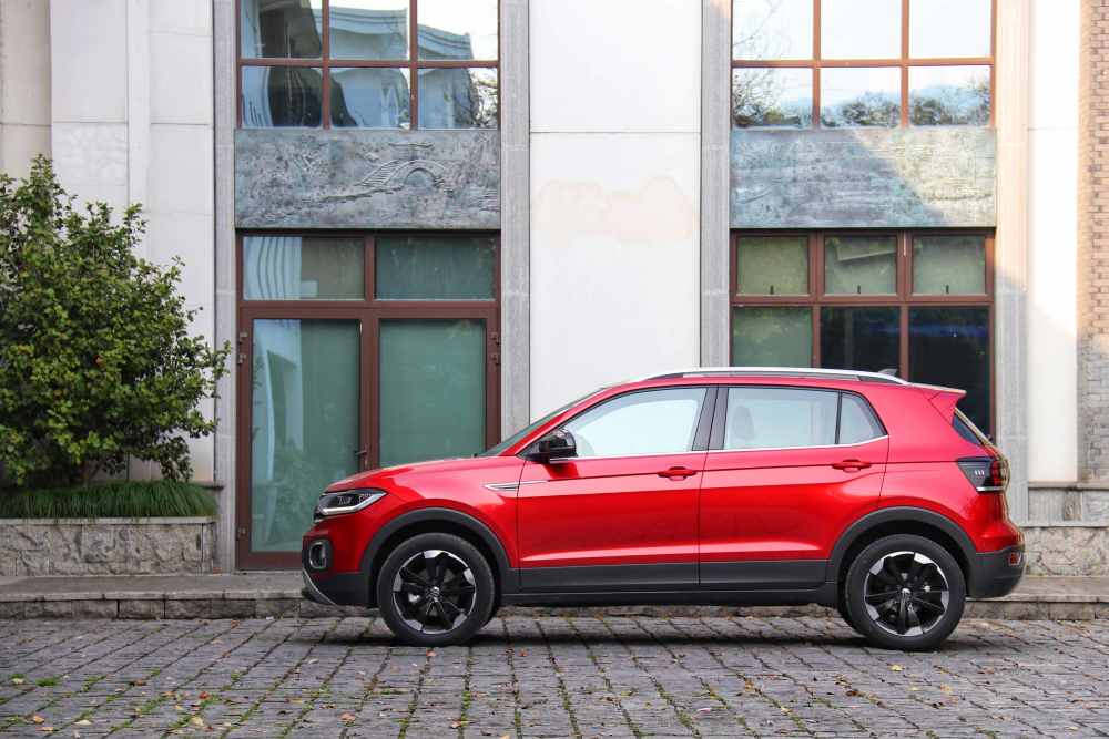 李荣浩"打call"年轻新座驾,11.49万起售的探影期待"年少有为"